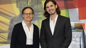 Prof. Dr. Mandy Habermann (left) besides Felix Hartmann