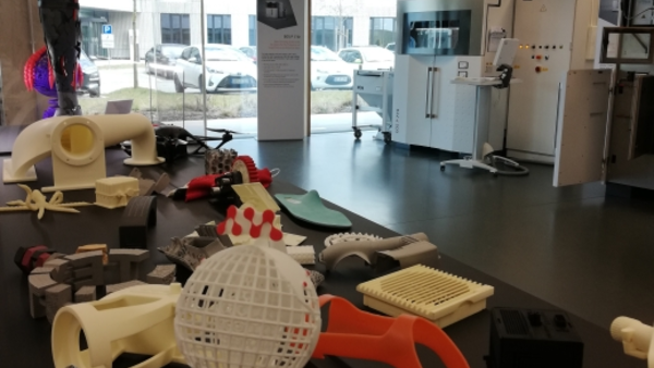 Figure: The InnovationLAB.tour led the participants to the EOS company in Krailing, the innovation leader in industrial 3D printing